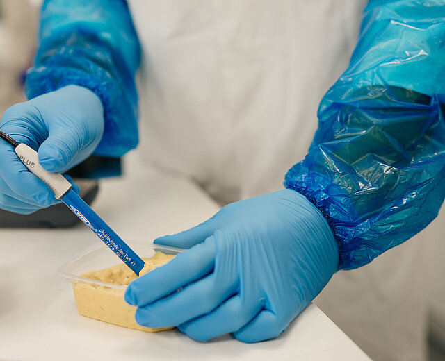 Measuring the pH of a product